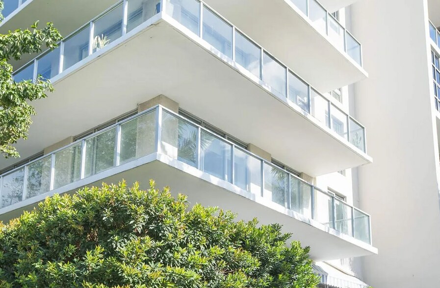 Building Photo - 3451 NE 1st Ave