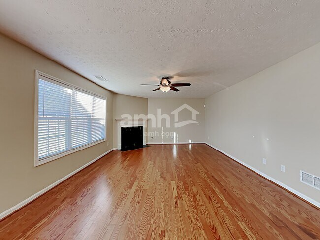 Building Photo - 230 Overlook Dr
