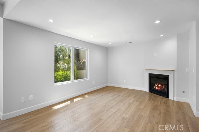 Building Photo - 357 Harvey Dr