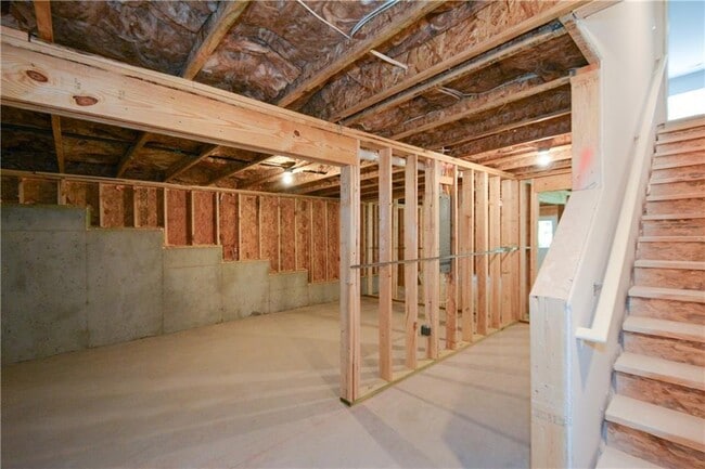 Building Photo - 331 Belmont Dr