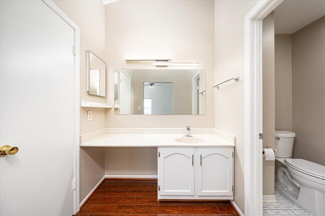 Building Photo - 151 Lazy Hollow Dr