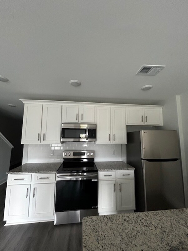Building Photo - 21 Spg Pne Ct