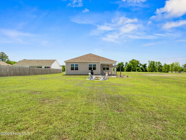 Building Photo - 290 Norris Landing Rd