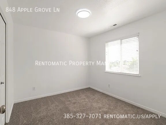Building Photo - 848 Apple Grove Ln