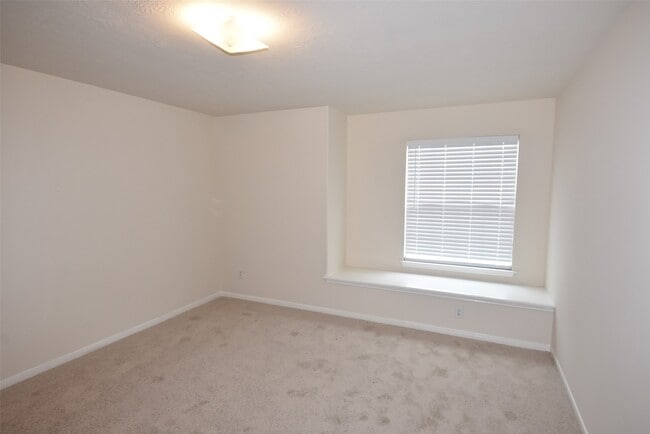 Building Photo - 1035 Junction Ct