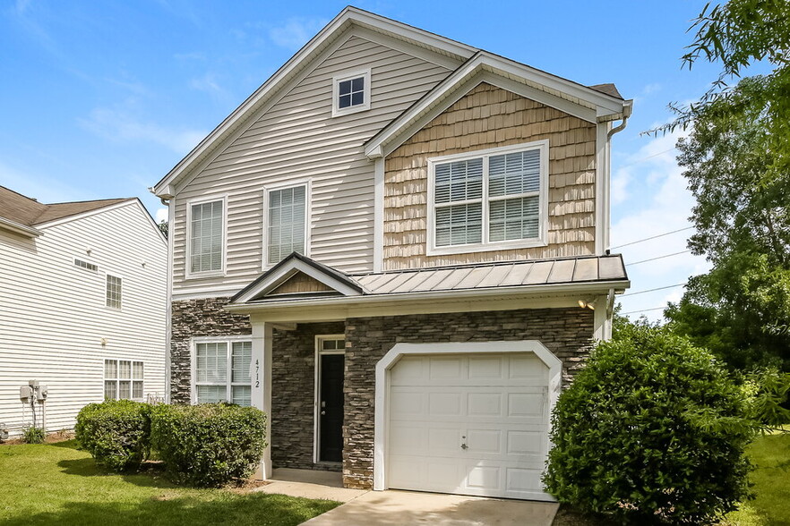 Building Photo - 4712 Abercromby St