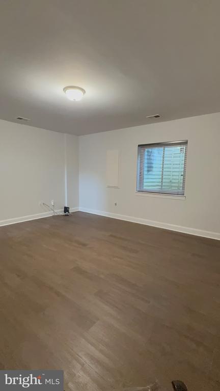 Building Photo - 2618 Glenriver Way