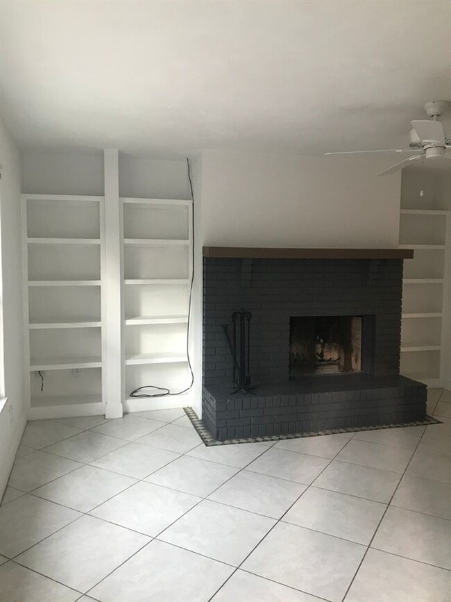 Building Photo - 1500 Pullen Rd