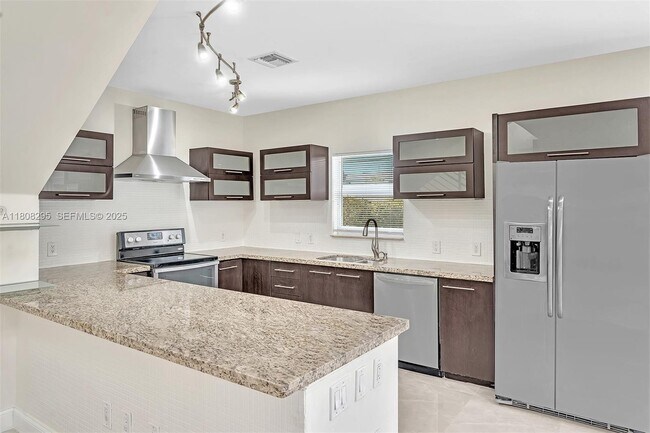 Building Photo - 2620 NE 214th St