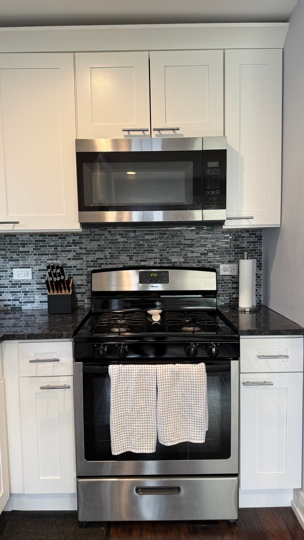 Building Photo - 8408 S Lorel Ave