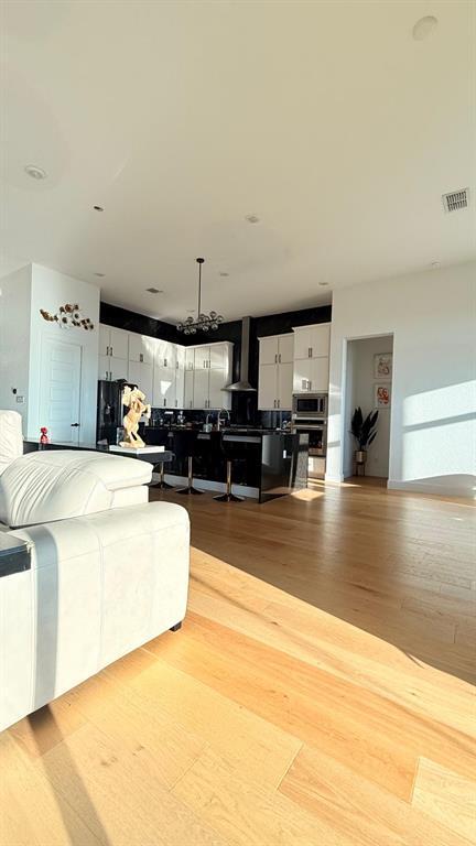 Building Photo - 20721 Dustin Ln