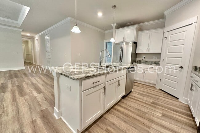 Building Photo - 7422 Stagecoach Rd