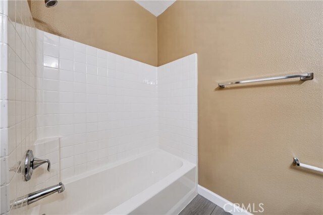Building Photo - 1833 English Oak Way