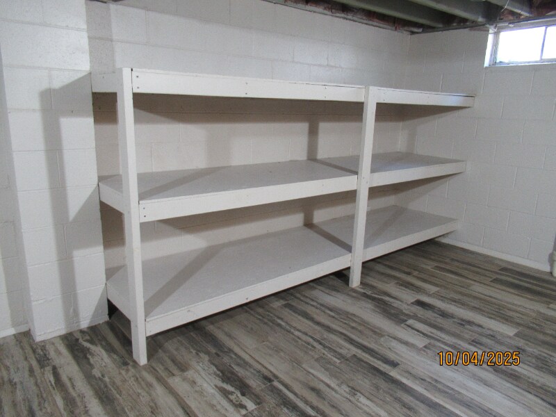 Building Photo - 400 Watrous Ave