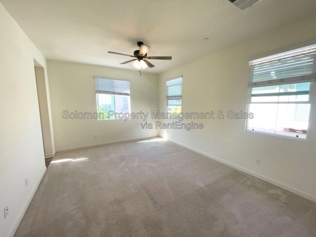 Building Photo - 4148 Sitio Cielo