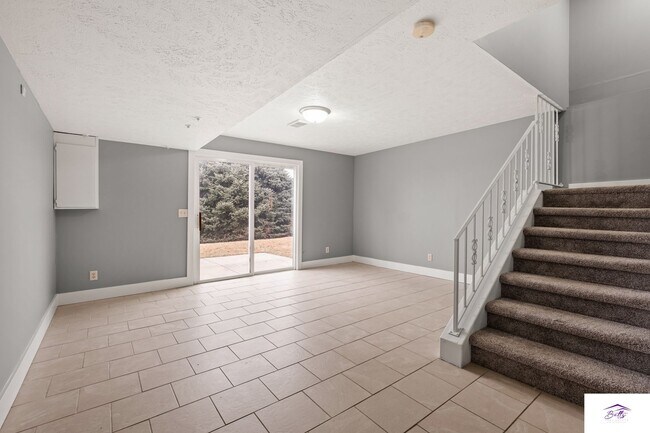 Building Photo - CAMDEN DUPLEX 11614-16