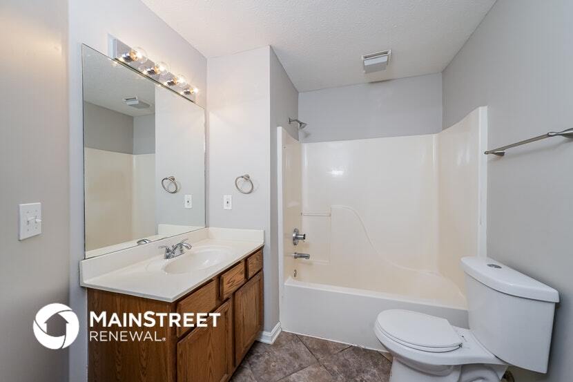 Building Photo - 10502 Whitepine View Pl