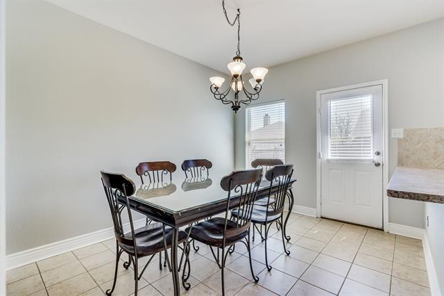 Building Photo - 1229 Artesia Dr