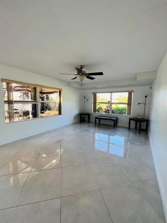 Building Photo - 3901 Medford Ct