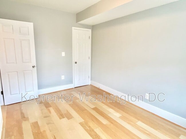 Building Photo - 1715 Montello Ave NE