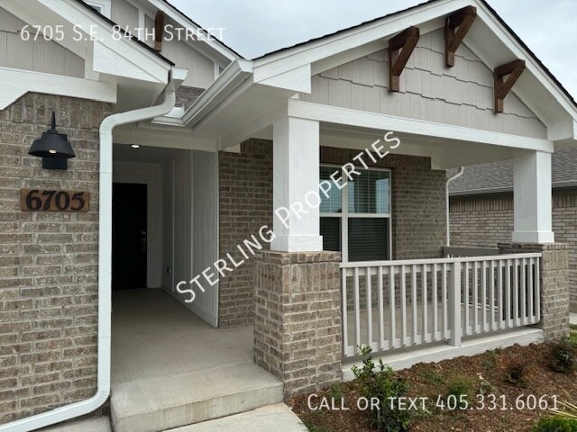 Building Photo - 6705 SE 84th St