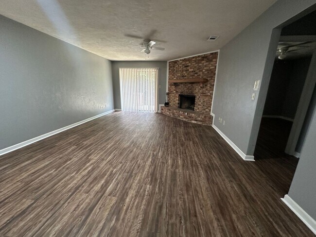 Building Photo - YK- BREW 4088