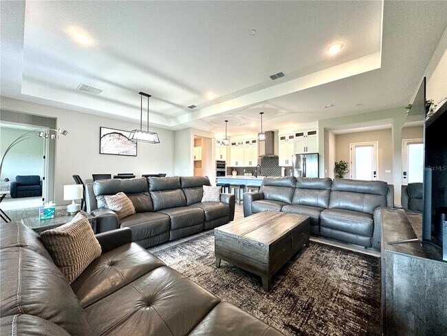 Building Photo - 342 Windward Way