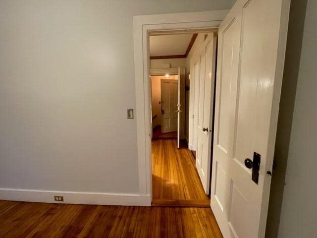 Building Photo - 5 Record St