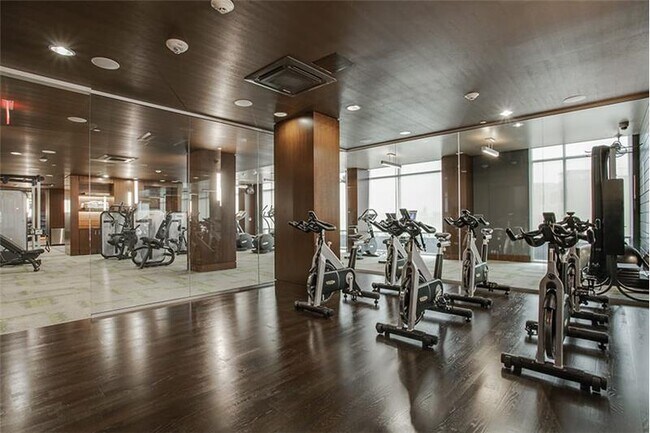 Building Photo - 216 Barton Springs Rd