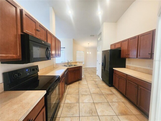 Building Photo - 9907 SW 54th Ave