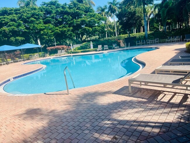 Building Photo - 5200 Rising Comet Ln