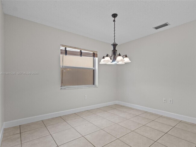 Building Photo - 5153 NW 113th Ave