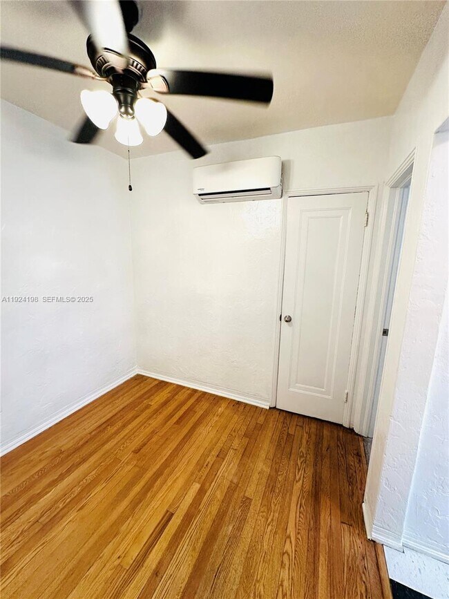 Building Photo - 260 Euclid Ave