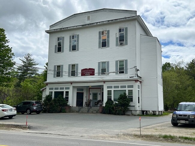 Building Photo - 1333 New Hampshire Rte 175