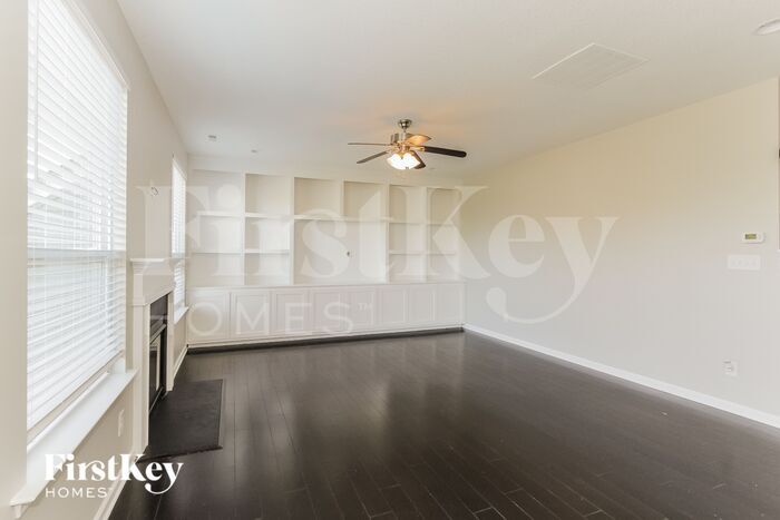 Building Photo - 9829 Skybluff Cir