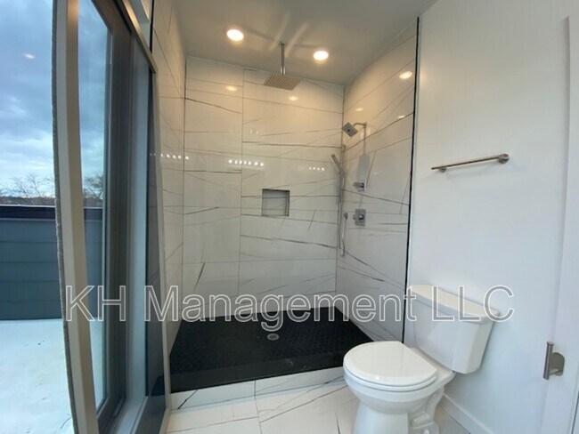 Building Photo - 3862 Olive St