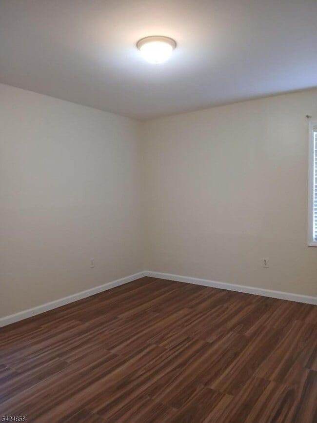 Building Photo - 1 Tripplet Rd