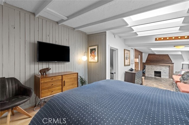 Building Photo - 721 Country Club Dr