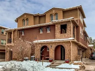 Building Photo - 9398 Loggia St