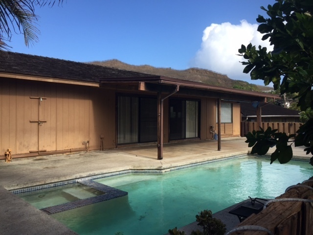 Building Photo - 3 bedroom home with swimming pool - Kailua