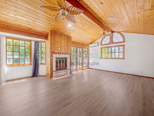 Building Photo - 22018 Dumetz Rd