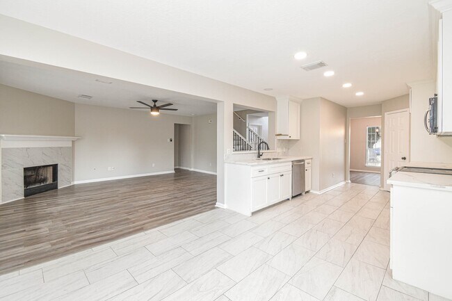 Building Photo - 19407 Scarlet Cove Dr