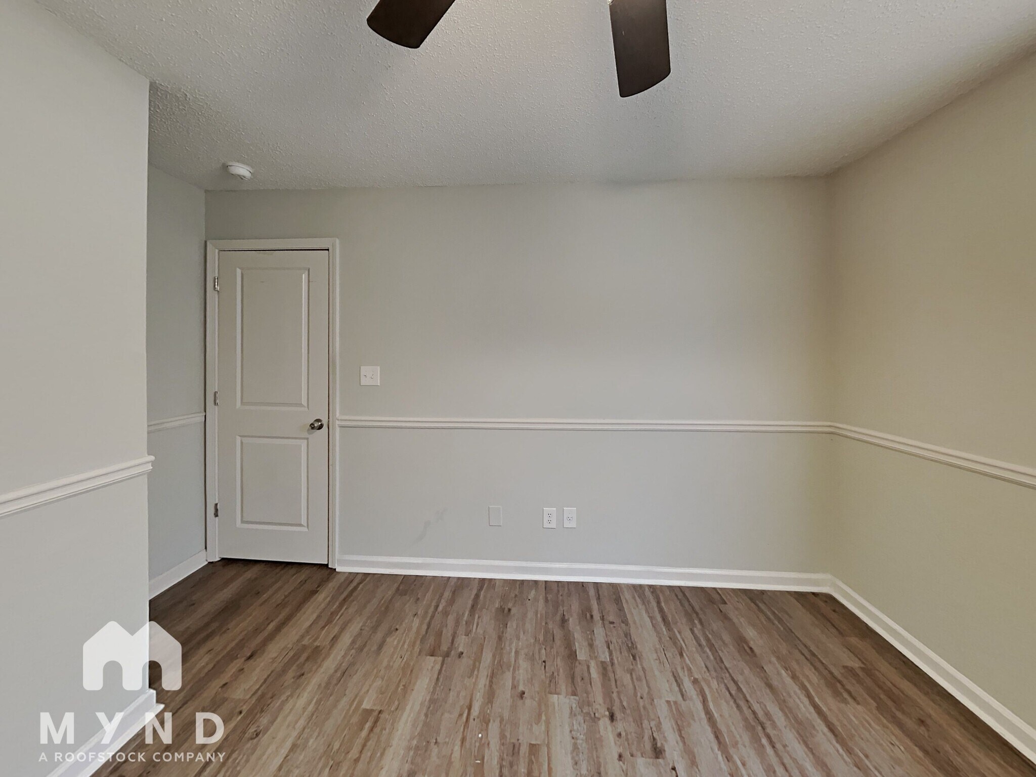 Building Photo - 1288 N Hampton Dr
