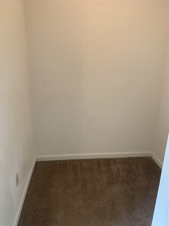 Building Photo - 808 W Carolina St