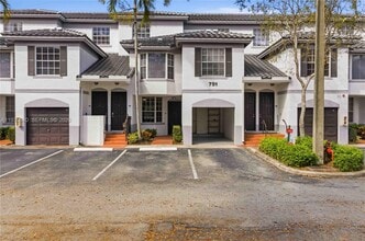 Building Photo - 751 SW 148th Ave