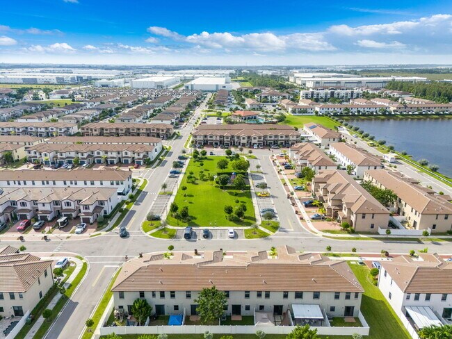 Building Photo - 11101 W 33rd Ct