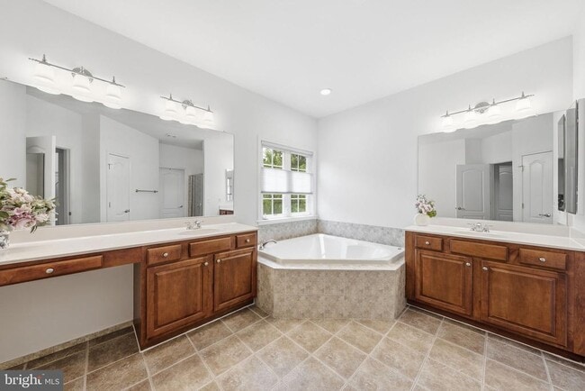 Building Photo - 21817 Wingfoot Ct