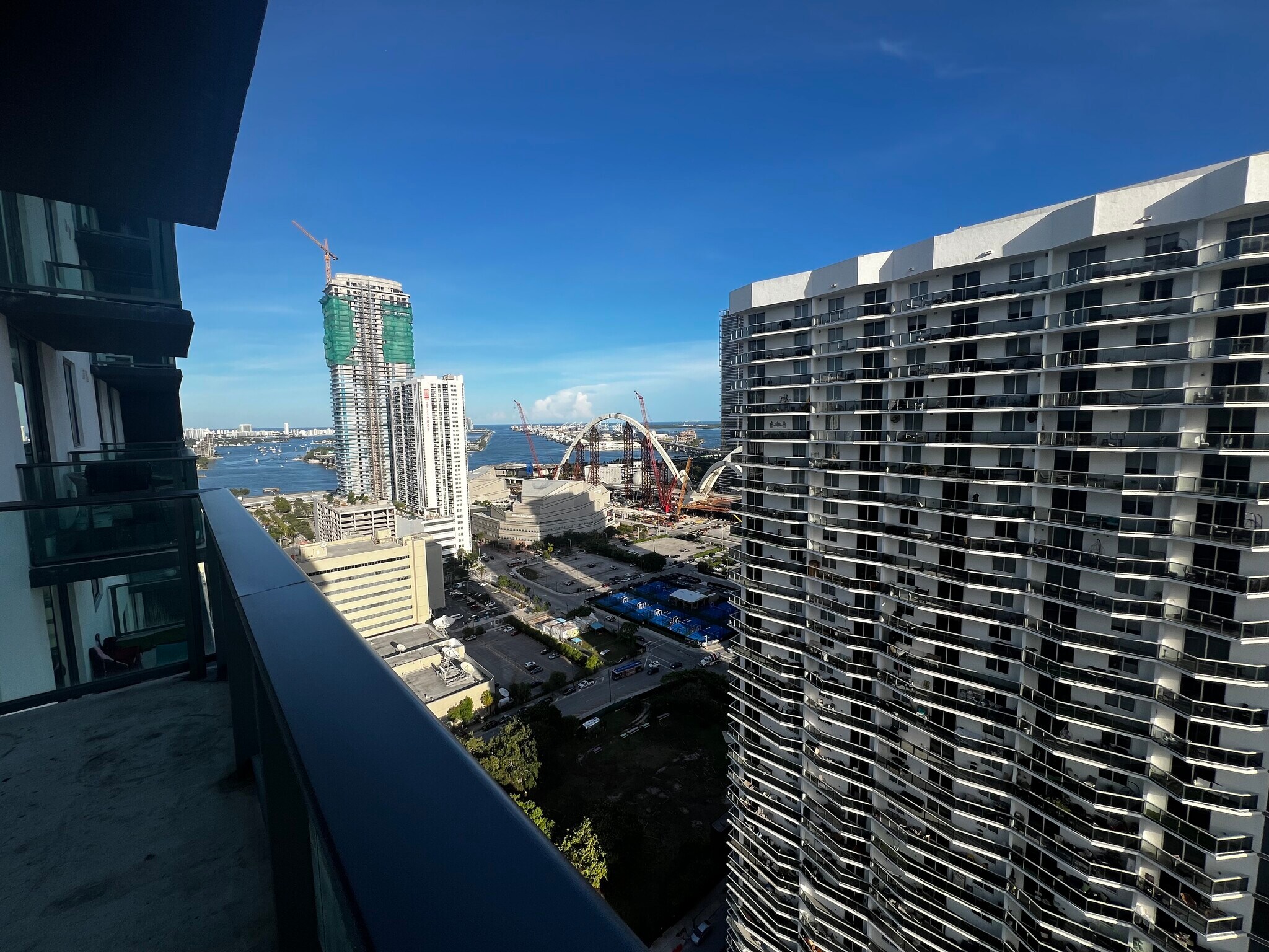 Building Photo - 1344 NE Miami Ct
