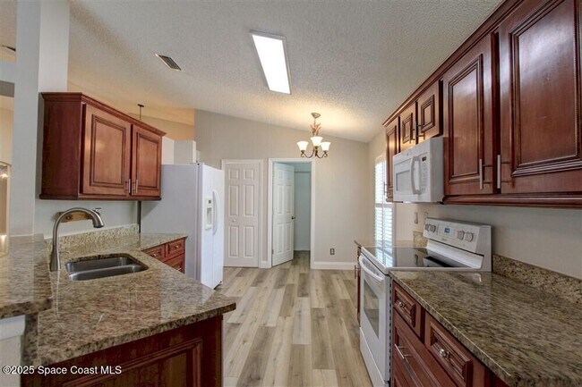 Building Photo - 680 Wickham Lakes Dr