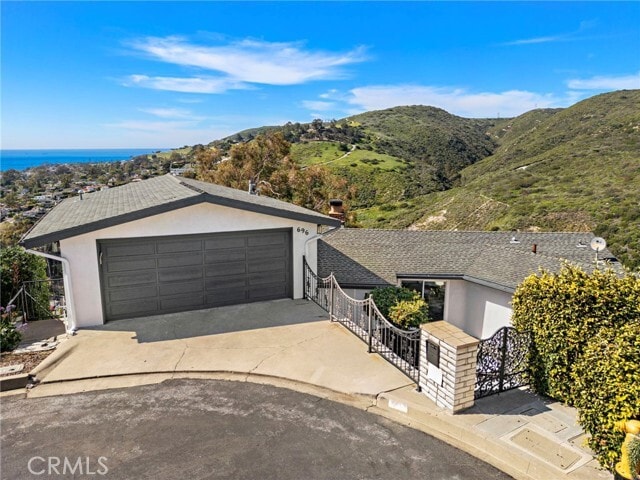 Building Photo - 696 Mystic View